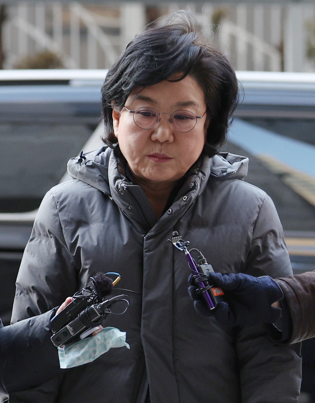 이혜훈 기획예산처 장관 후보자가 8일 서울 중구 예금보험공사에 마련된 청문회 준비 사무실로 출근하던 중 취재진의 질문을 받고 있다. 2025.01.08. [서울=뉴시스]