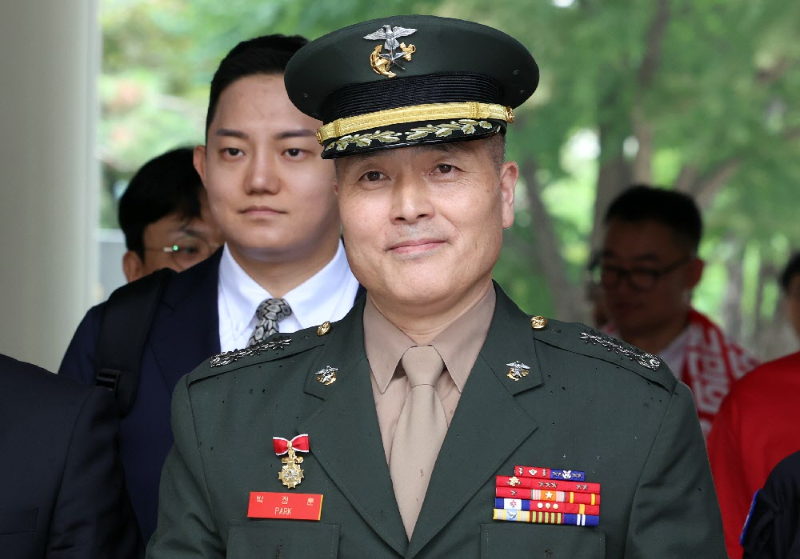 지난해 6월 박정훈 대령이 서울 서초구 고등법원에서 열린 상관명예훼손 등 2심 공판에 출석하고 있다. 뉴스1