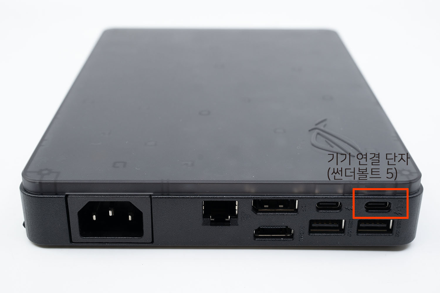 외부 확장 기능을 추가하면서 기기 활용도를 높였다 / 출처=IT동아