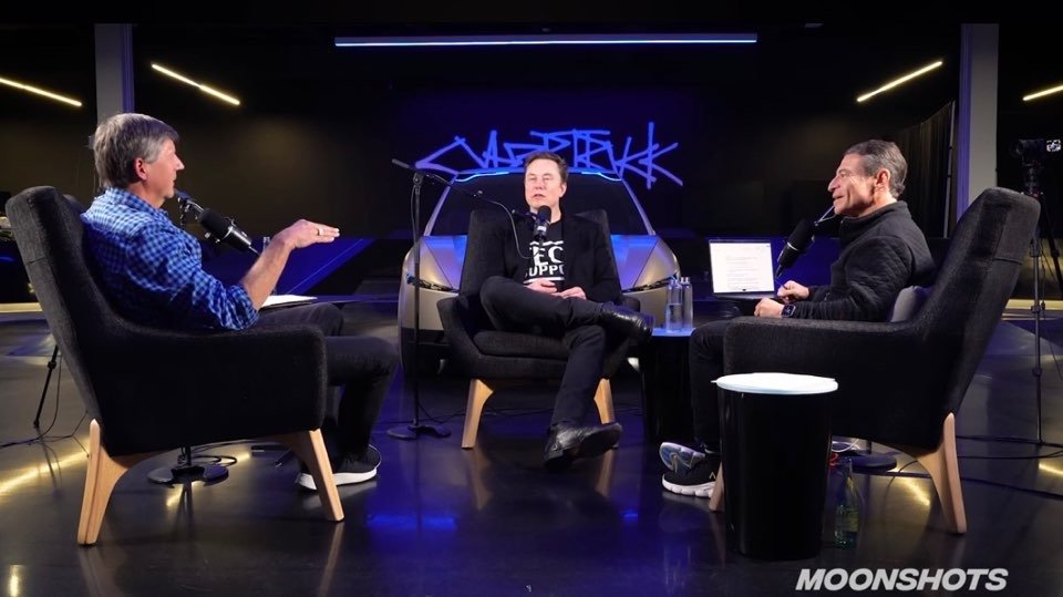 팟캐스트 ‘문샷(Moonshots)’ 갈무리