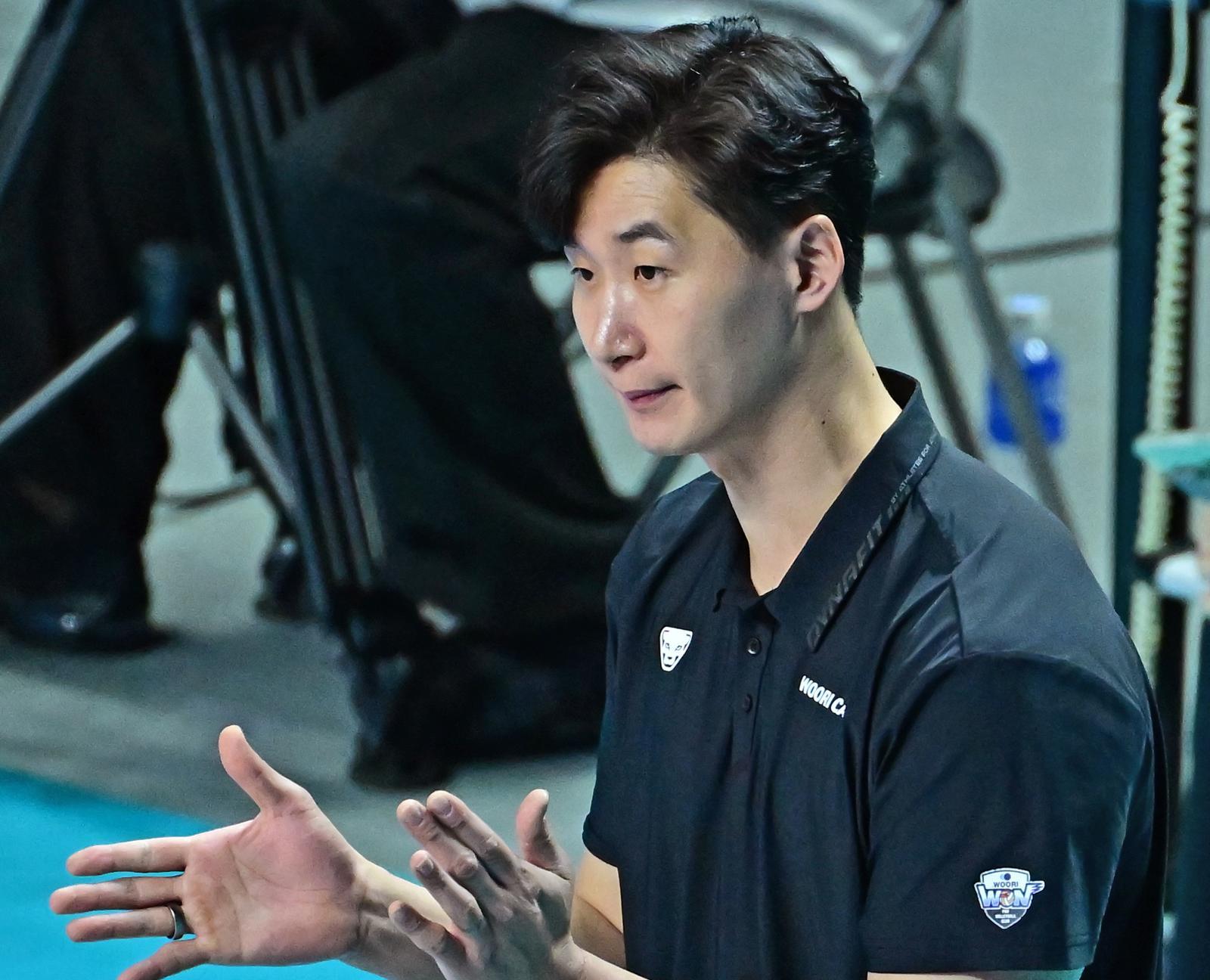 우리카드 박철우 감독대행.