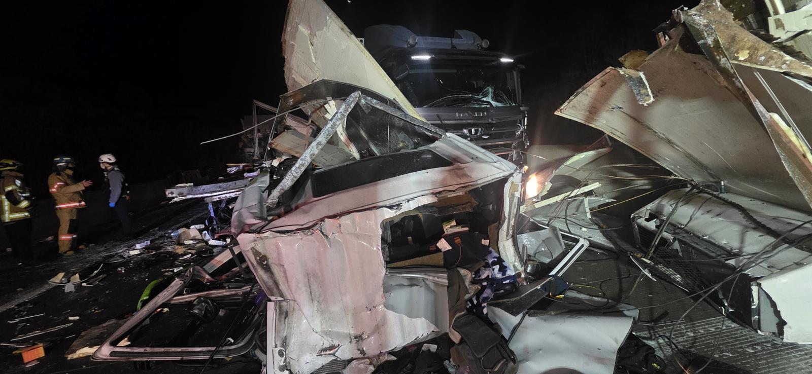 서산영덕고속도로 사고 현장. (독자 송영훈 씨 제공) 뉴스1