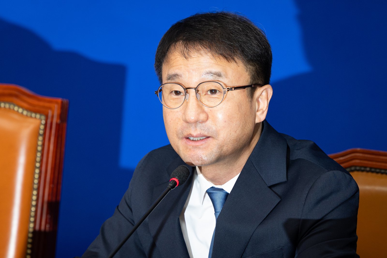 한병도 더불어민주당 신임 원내대표가 12일 서울 여의도 국회에서 열린 최고위원회의에서 모두 발언을 하고 있다. 2026.1.12/뉴스1