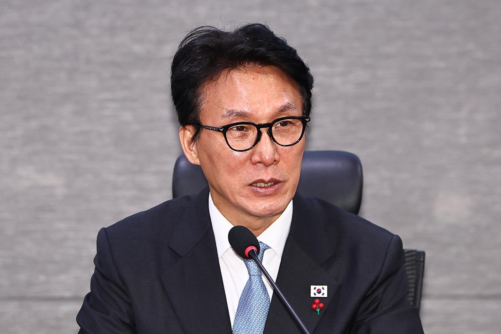 김민석 국무총리가 13일 오전 서울 여의도 국회 의원회관에서 열린 민주당 충남-대전 국회의원들과의 간담회에서 발언하고 있다. 2026.01.13 뉴시스