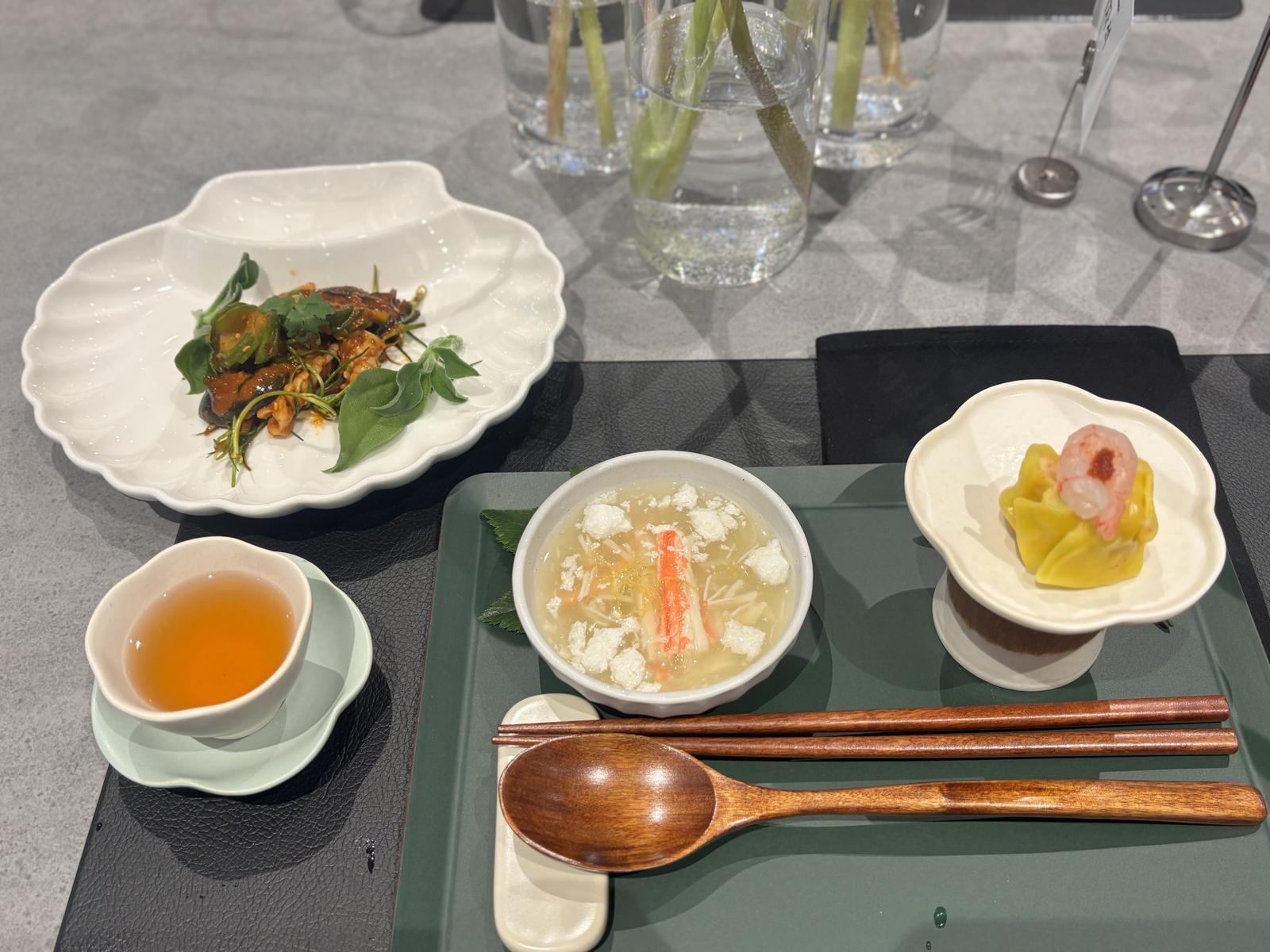 이문정 셰프가 흑백요리사 리매치전에서 선보인 음식. ‘신년, 동해안의 기운’.  황소영 기자 fangso@donga.com