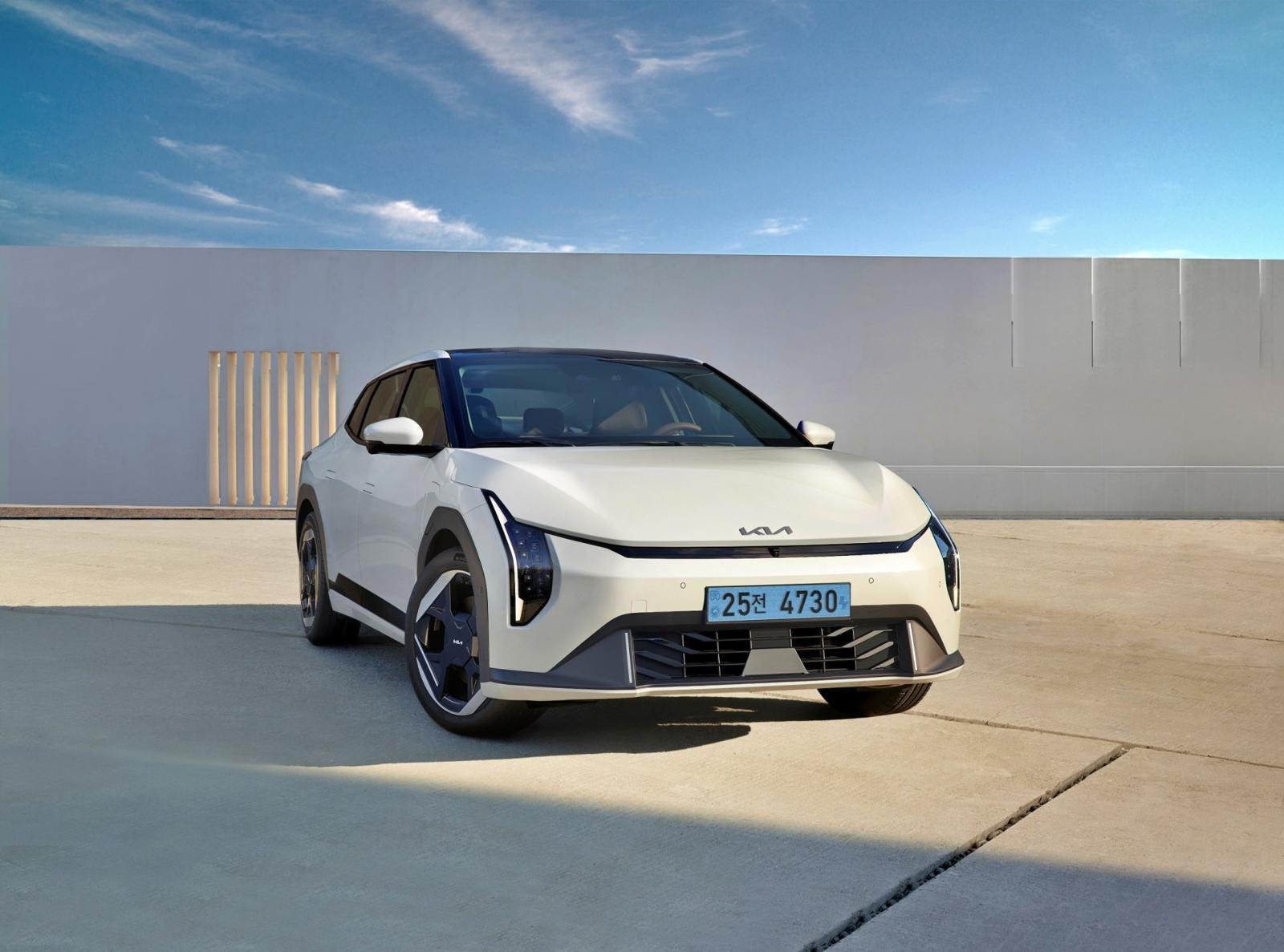 기아 EV4 / 출처=기아