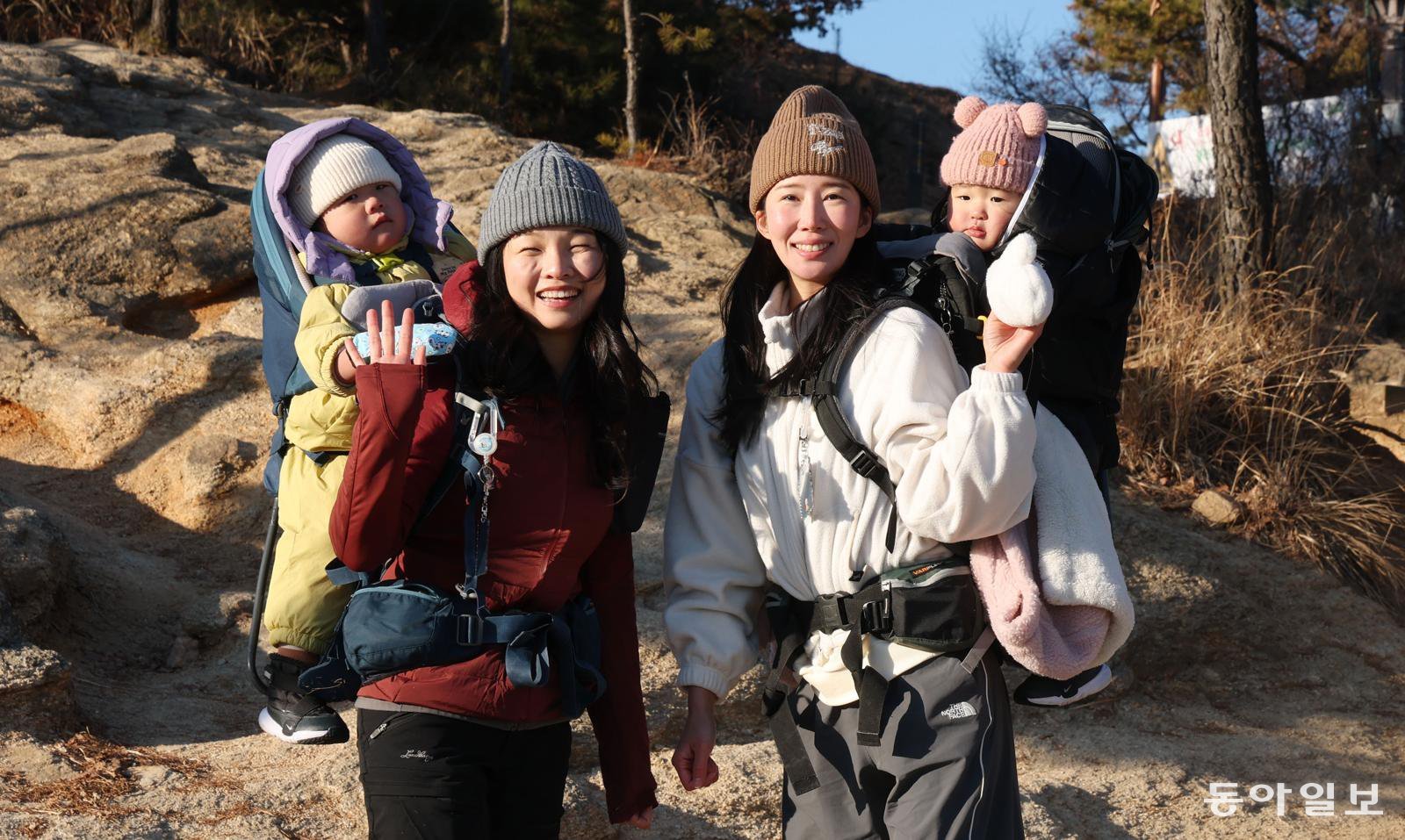 “캐리어에 아이 업으면 17kg 훌쩍… 산 오르면 모든 스트레스 훨훨”[양종구의 100세 시대 건강법]