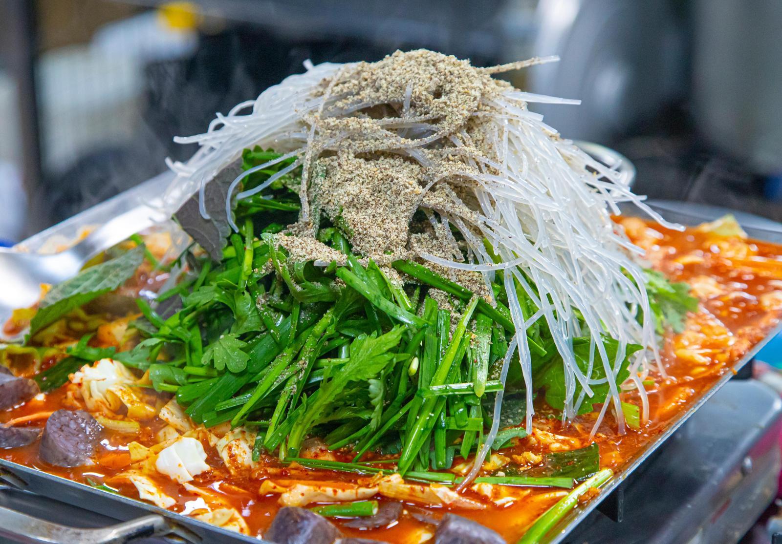 4대 짜장-40년 순대… 세월이 맛이 됐다