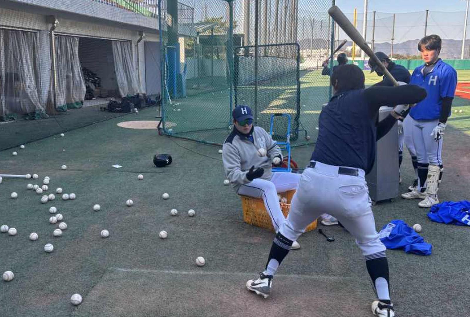 충북 도내 지자체들이 지역경제 활성화의 효자인 전지훈련단 유치를 위해 공을 들이고 있다. 사진은 보은군에서 훈련 중인 야구 전지훈련단. 
보은군 제공