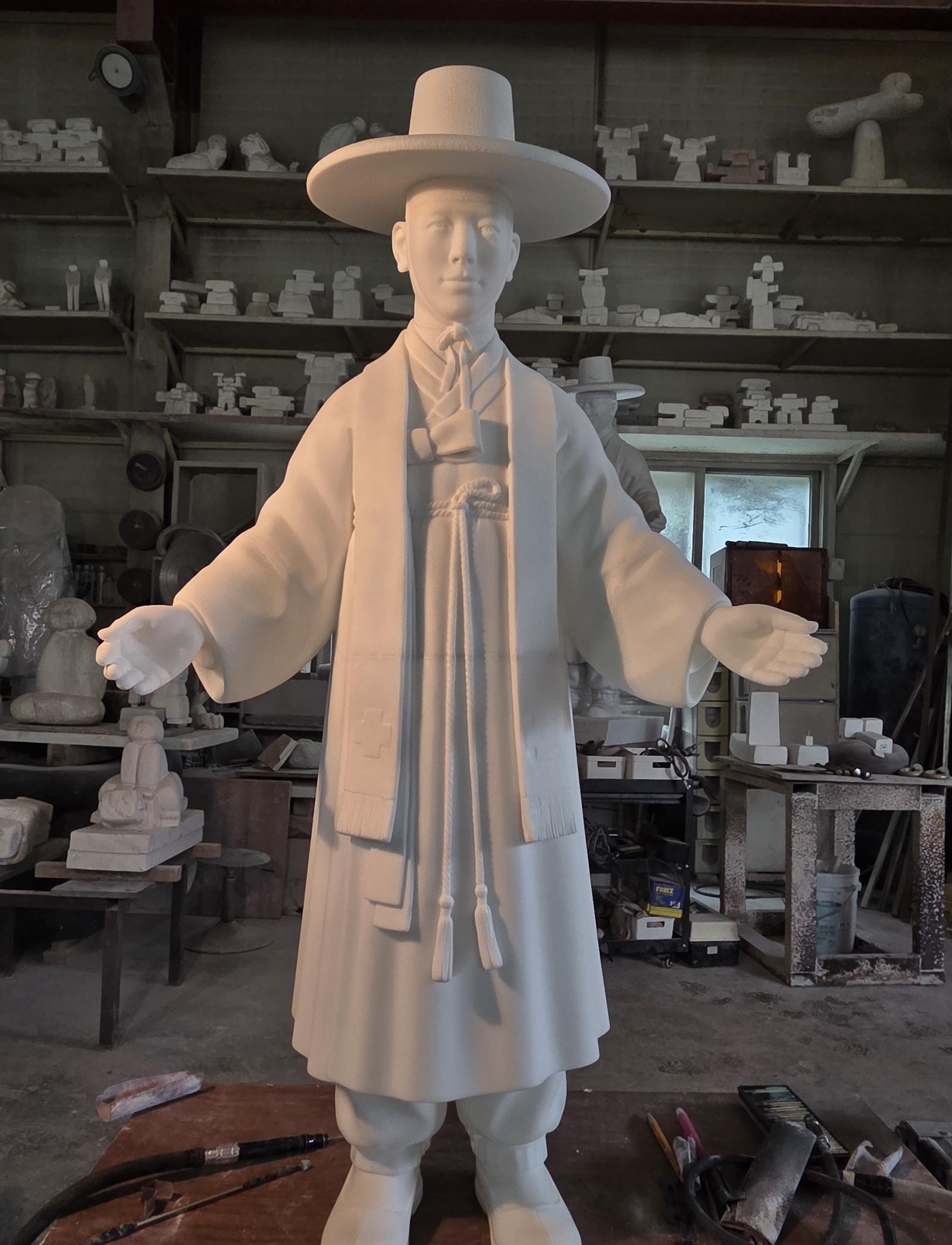 전시회에 전시될 김대건 신부 성상(110cm 크기). 한진섭 작가 제공