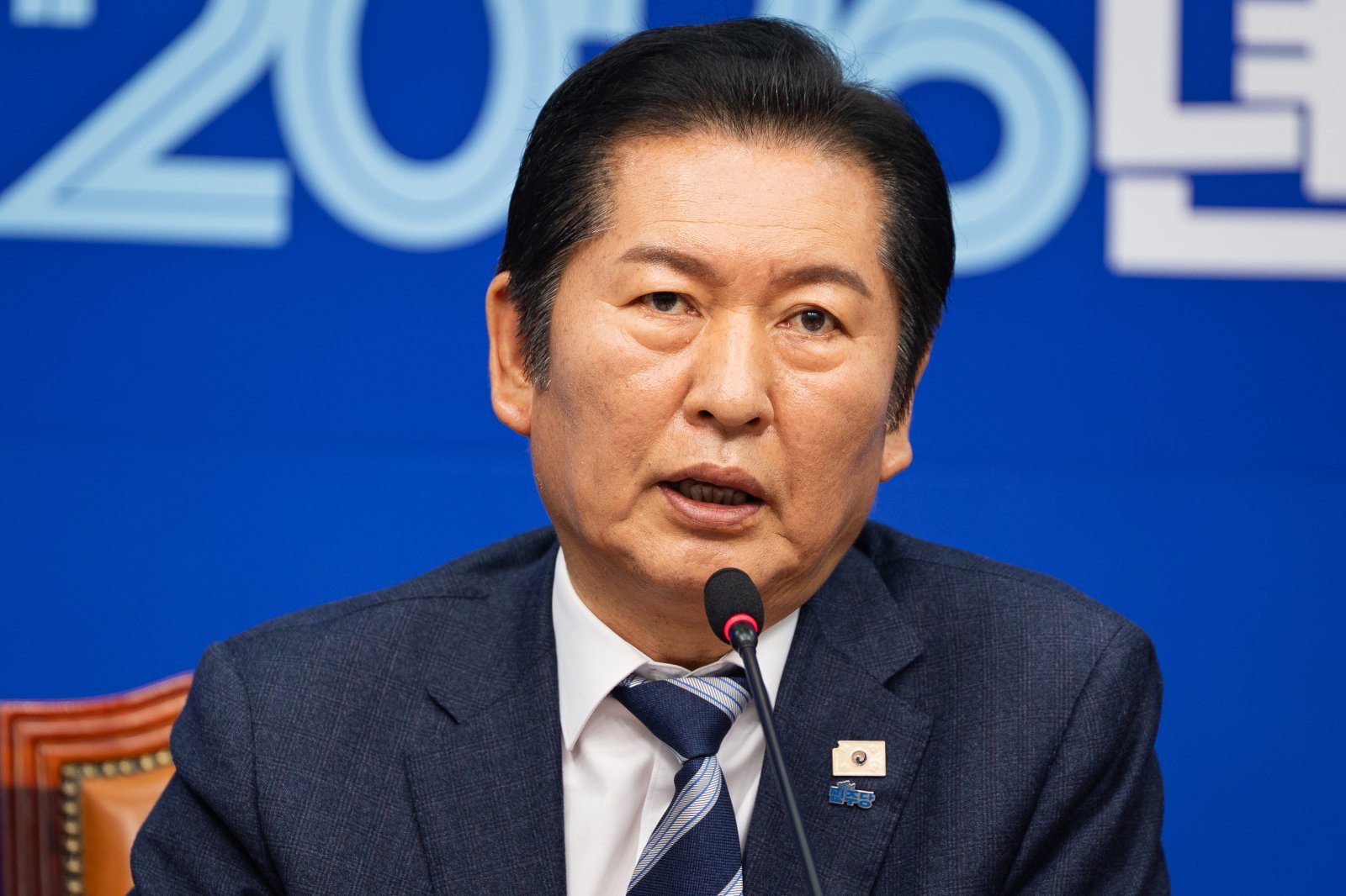 정청래 더불어민주당 대표가 지난 16일 서울 여의도 국회에서 열린 최고위원회의에서 모두 발언을 하고 있다. 2026.1.16/뉴스1