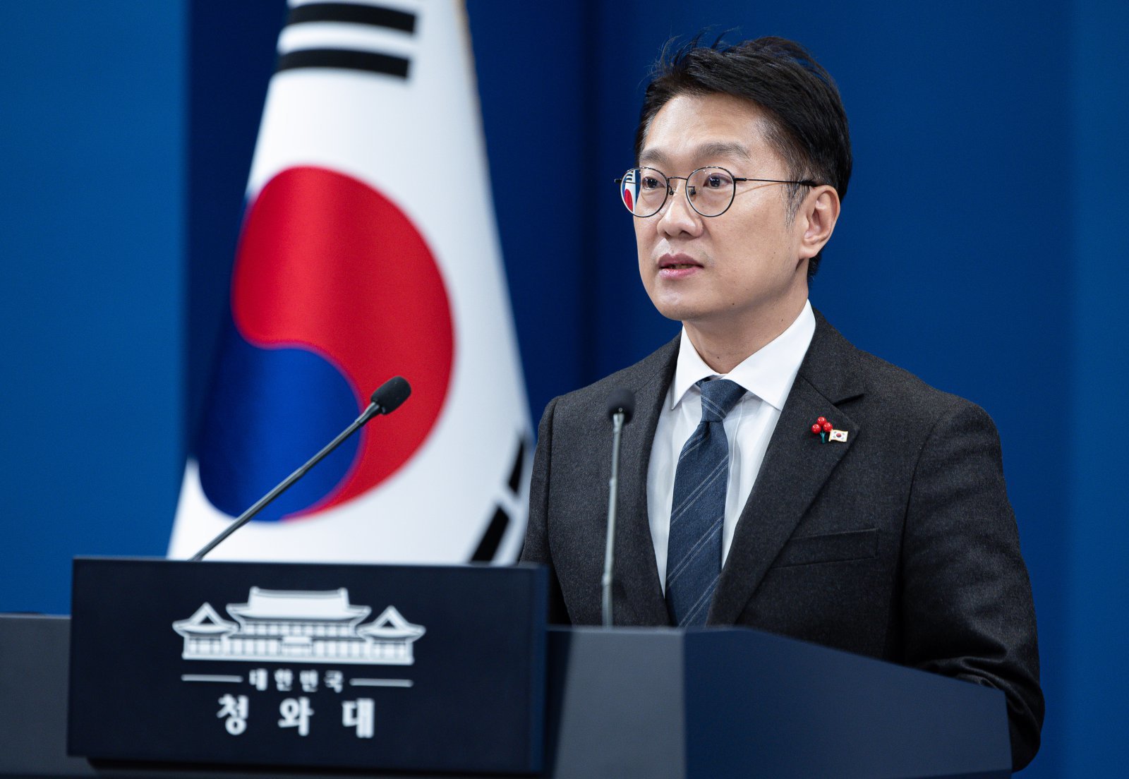 김남준 대통령실 대변인이 24일 청와대 춘추관에서 희귀질환 환우·가족 현장소통 관련 브리핑을 하고 있다. 2025.12.24/뉴스1 ⓒ News1