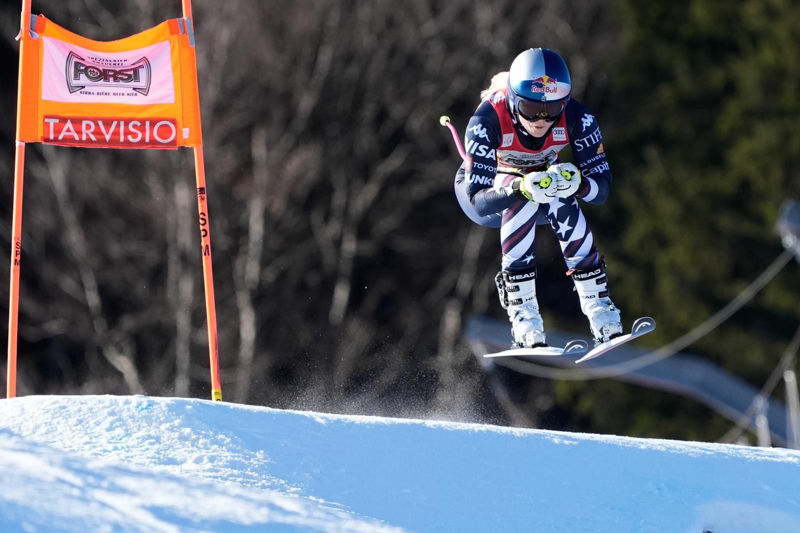 무릎에 티타늄 인공관절 끼고 날아다니는 ‘스키 여제’ 린지 본