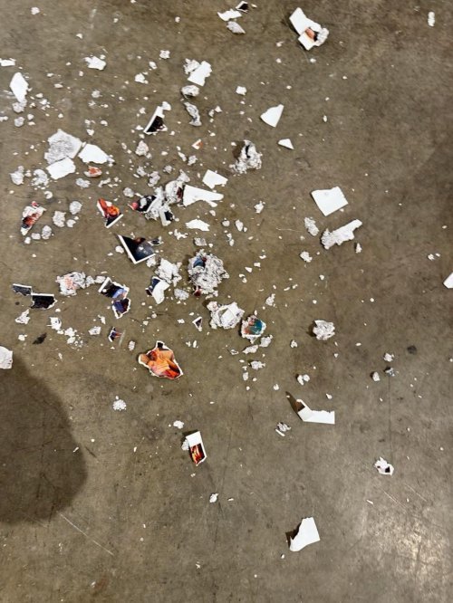 드와이어가 먹어치우고 남은 잔해들. 레딧 갈무리