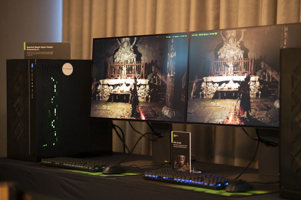 엔비디아가 CES 2026에서 DLSS 4.5 버전을 공개하고 국내 시장에 관련 기술을 소개했다 / 출처=IT동아