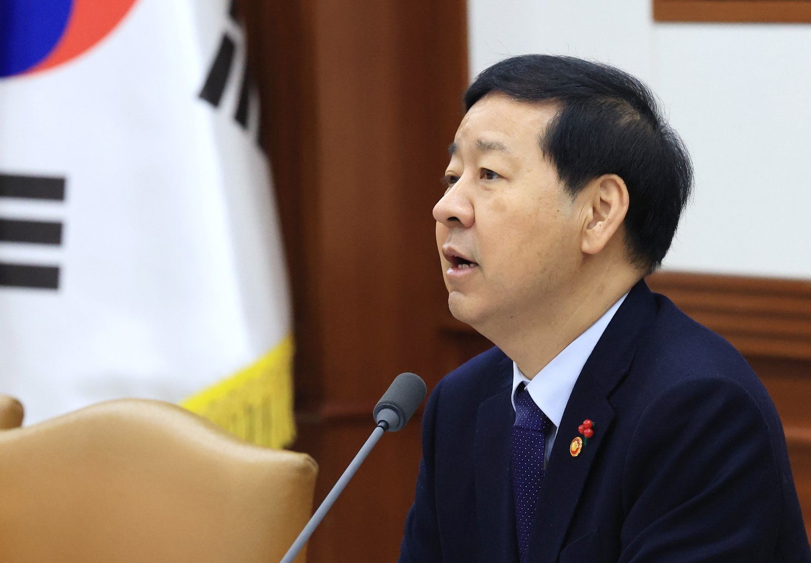 구윤철 경제부총리 겸 재정경제부 장관이 21일 서울 종로구 정부서울청사에서 열린 경제관계장관회의에서 모두발언을 하고 있다. 2026.1.21 뉴스1