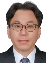 허종호 심사위원장(서울여대 경영대학 교수 · 한국전략마케팅학회 회장)