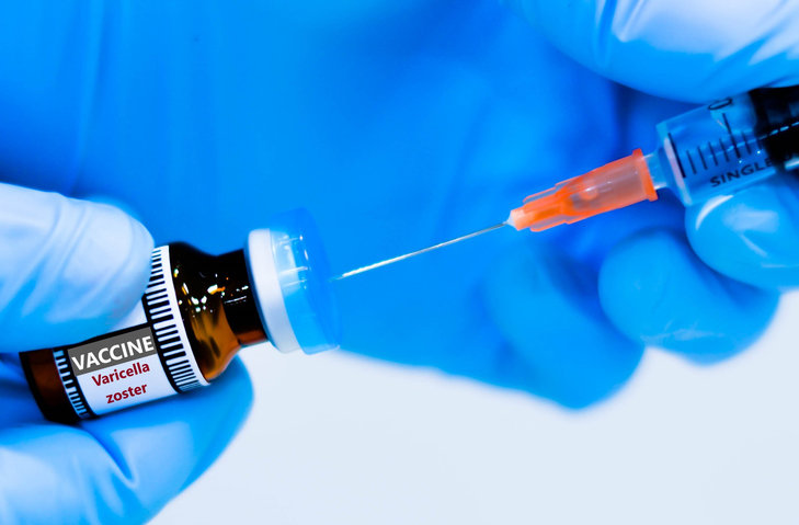 대상포진 백신이 치매 위험 감소에 이어 고령층의 생물학적 노화 속도 지연과 관련 있다는 연구 결과가 나왔다. 사진=게티이미지코리아.