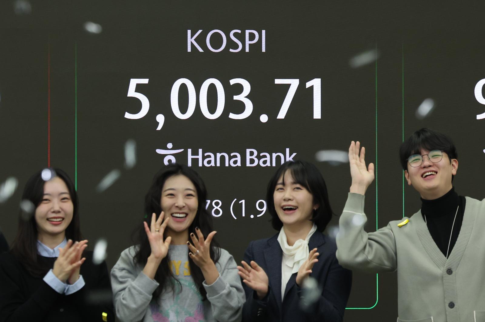 [속보]46년만에 ‘오천피’ 시대 열렸다…4000 돌파 3개월만