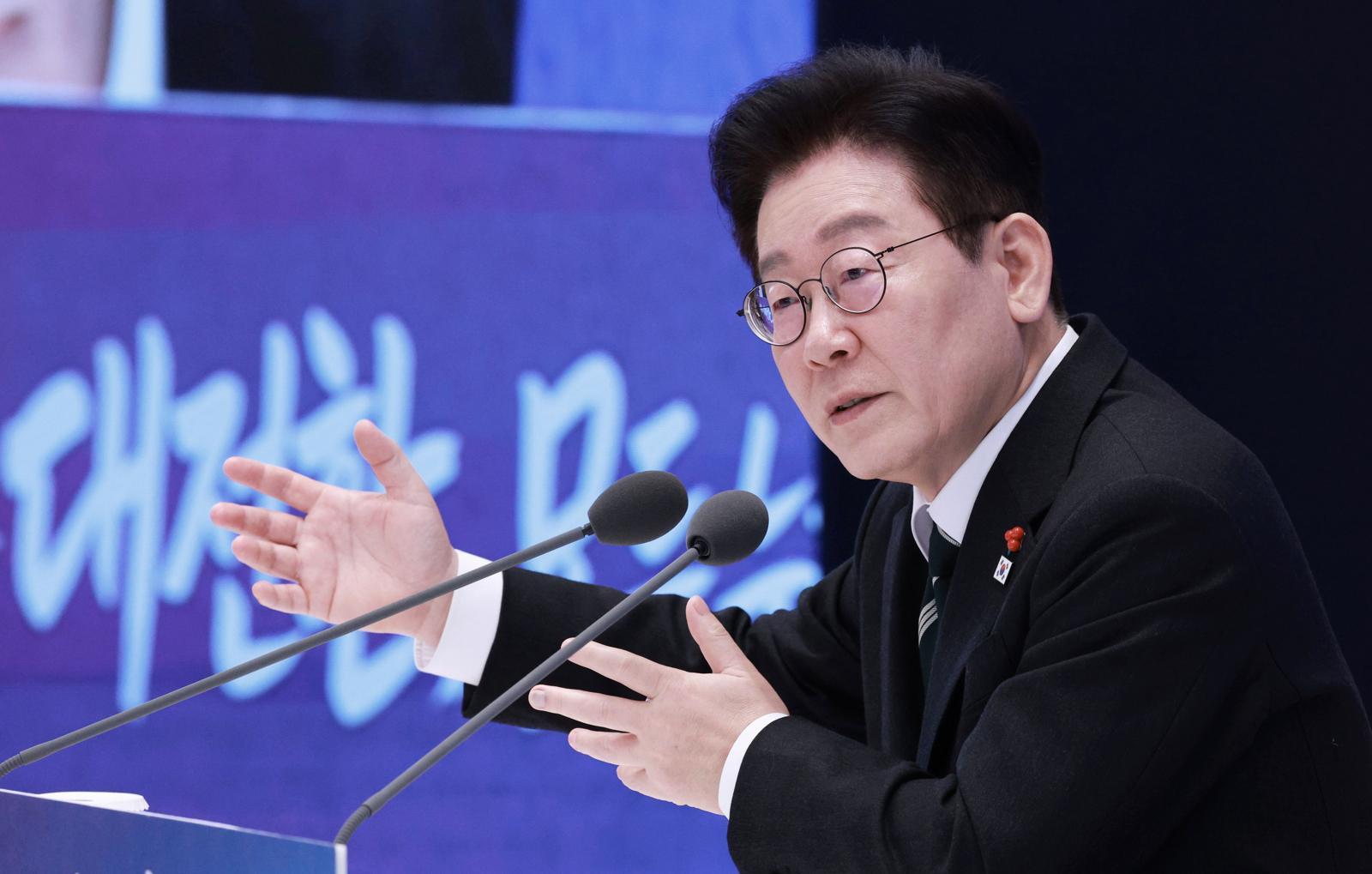 이재명 대통령이 21일 청와대 영빈관에서 열린 2026년 신년 기자회견에서 발언하고 있다. 2026.01.21. 뉴시스