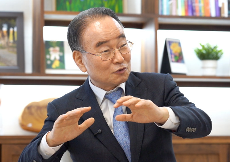 류영모 목사는 “지금의 어지러움이 교회가 신앙과 이념을 혼동해, 갈등 조정자가 아닌 유발자가 된 탓은 없는지 반성해야 한다”고 말했다. 한소망교회 제공