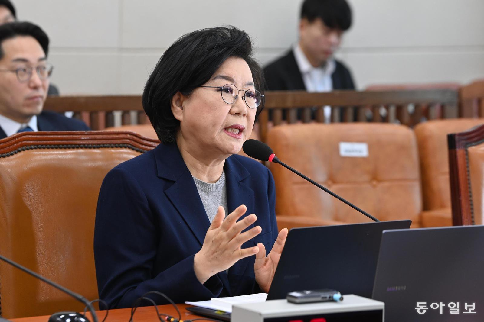 이혜훈 기획예산처 장관 후보자가 23일 오전 서울 여의도 국회 재정경제기획위원회에서 열린 인사청문회에서 발언하고 있다. 사진공동취재단/이훈구 기자 ufo@donga.com