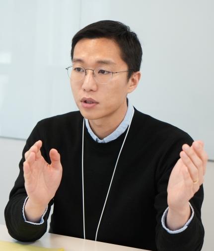 20일 만난 이범규 팀스파르타 대표는 “인공지능( AI) 시대 개발자의 역할은 업무의 설계, 검증 등으로 확대되고 있다”며 “AI 인력 교육의 중요성이 더욱 커지고 있다”고 강조했다. 팀스파르타 제공