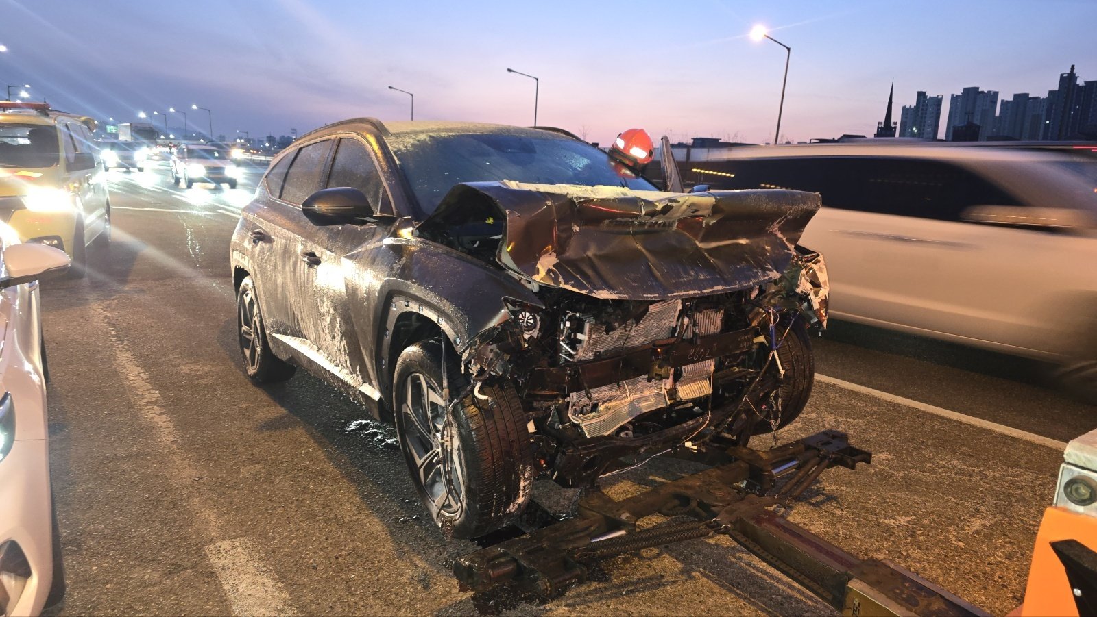 아산 배방읍 공수리 차량 화재 현장 (아산소방서 제공)