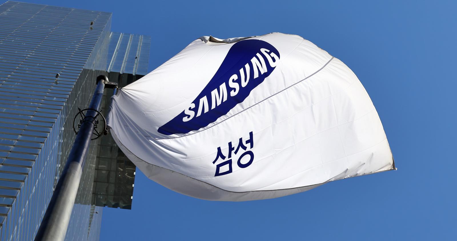 서울 서초구 삼성전자 사옥에 삼성깃발이 보이고 있다. 뉴시스