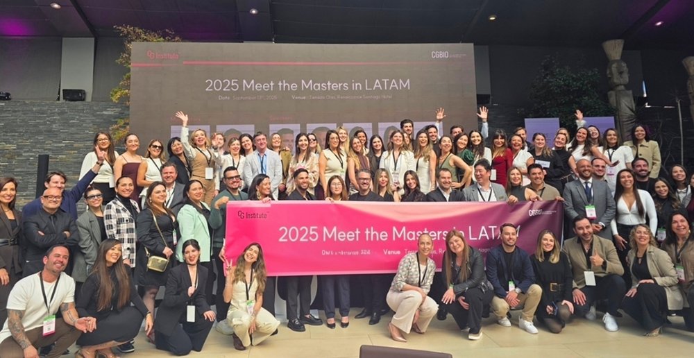 시지바이오, 중남미(LATAM) 의료진이 기념 사진 촬영을 하고 있다.