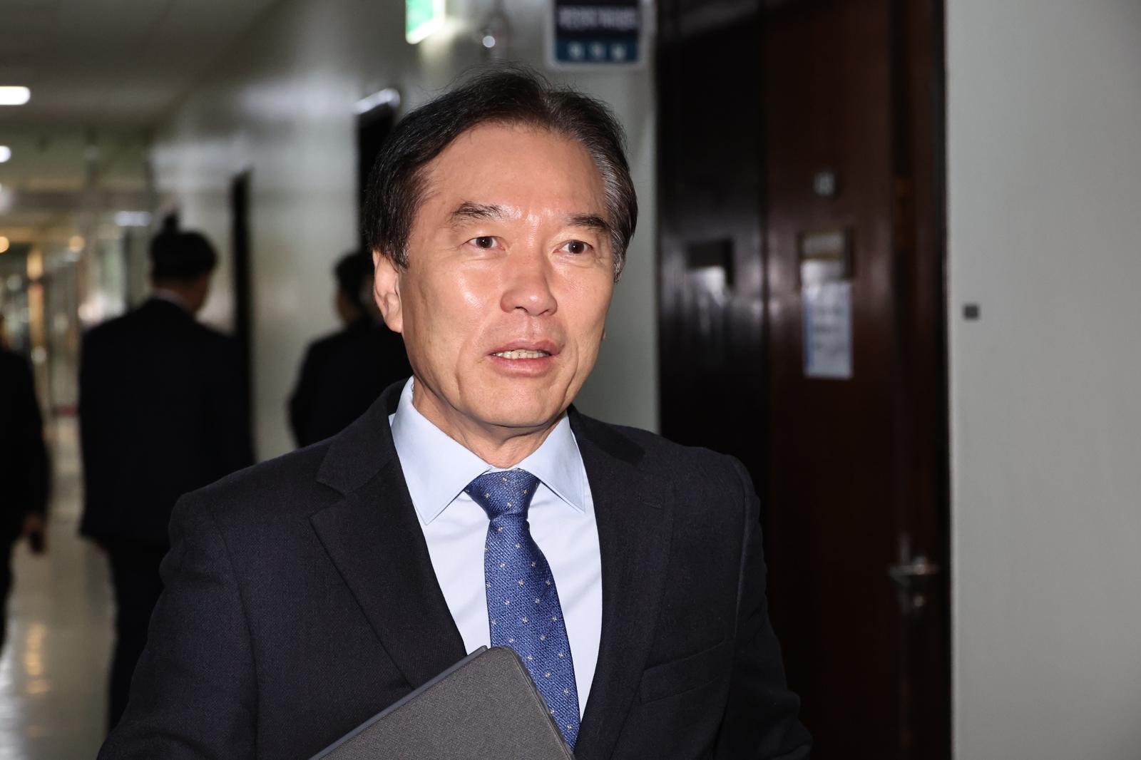 정태호 국회 재정경제기획위원회 더불어민주당 간사가 19일 서울 여의도 국회에서 이혜훈 기획예산처 장관 후보 청문회를 앞두고 취재진 질문에 답변 하고 있다. 2026.01.19. 뉴시스