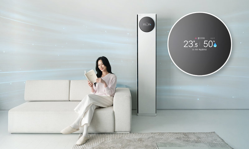 LG전자가 온도와 습도를 한 번에 제어하는 ‘AI콜드프리’ 기능을 최초로 탑재한 2026년형 휘센 신제품을 출시했다. 오래 켜 놓아도 춥지 않고 보송한 바람으로 고객들에게 차별화된 냉방기능을 제공한다.