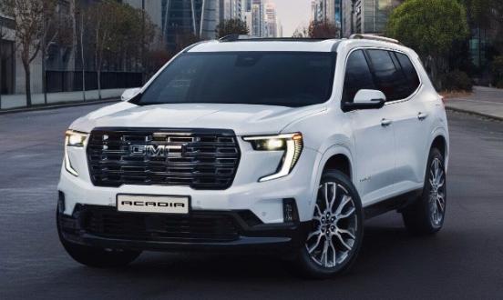 제너럴모터스의 브랜드 GMC가 프리미엄 SUV ‘아카디아’를 출시한다. 두 모델 모두 취상위 트림인 ‘드날리 얼티밋’만 단일 판매된다. 한국GM 제공