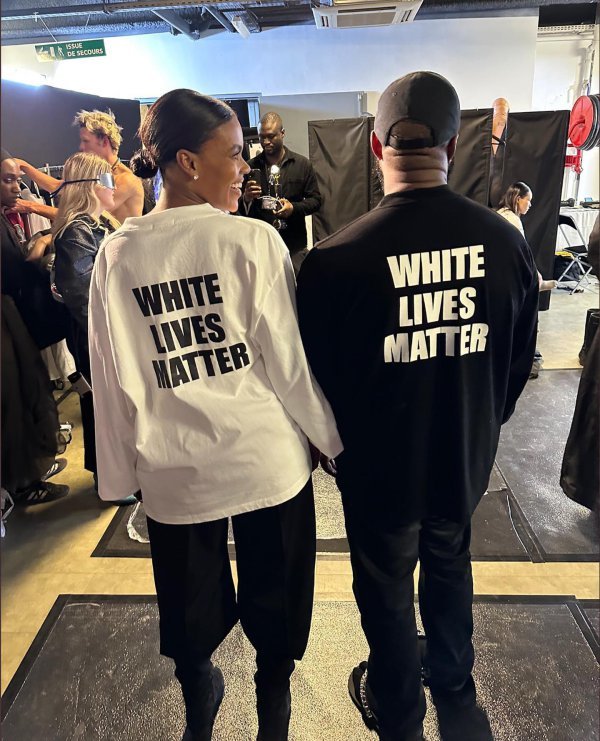 ‘흑인 생명도 소중하다(Black Lives Matter)’ 시위가 한창이던 도중, ‘백인 생명도 소중하다(White Lives Matter)’ 티셔츠를 입고 나타난 칸예 웨스트(오른쪽). 뉴욕 타임즈는 이를 두고 “변명의 여지가 없다”고 논평했다. 인스타그램 @CandaceOwens 갈무리