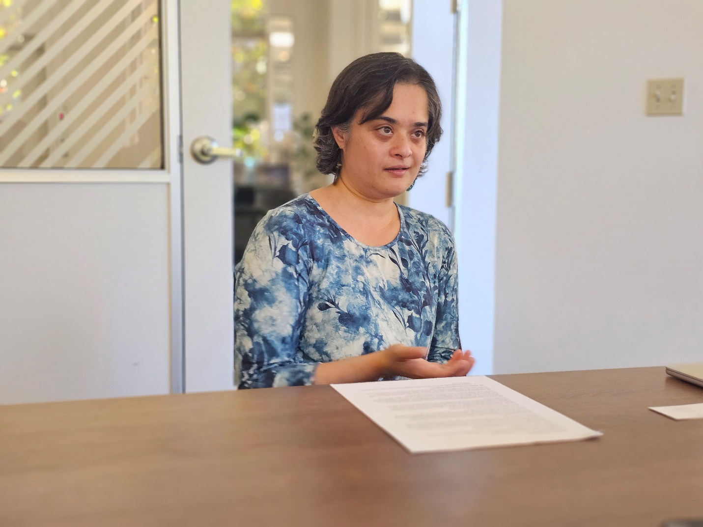 미국 샌프란시스코에 위치한 유토리 본사에서 인터뷰 중인유토리 공동창업자 데비 파리크. 최중혁 팔로알토캐피탈 대표 제공