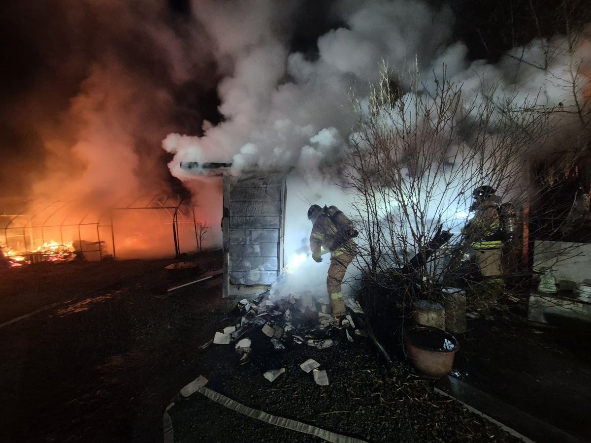 부여 세도면 사찰 화재 현장.