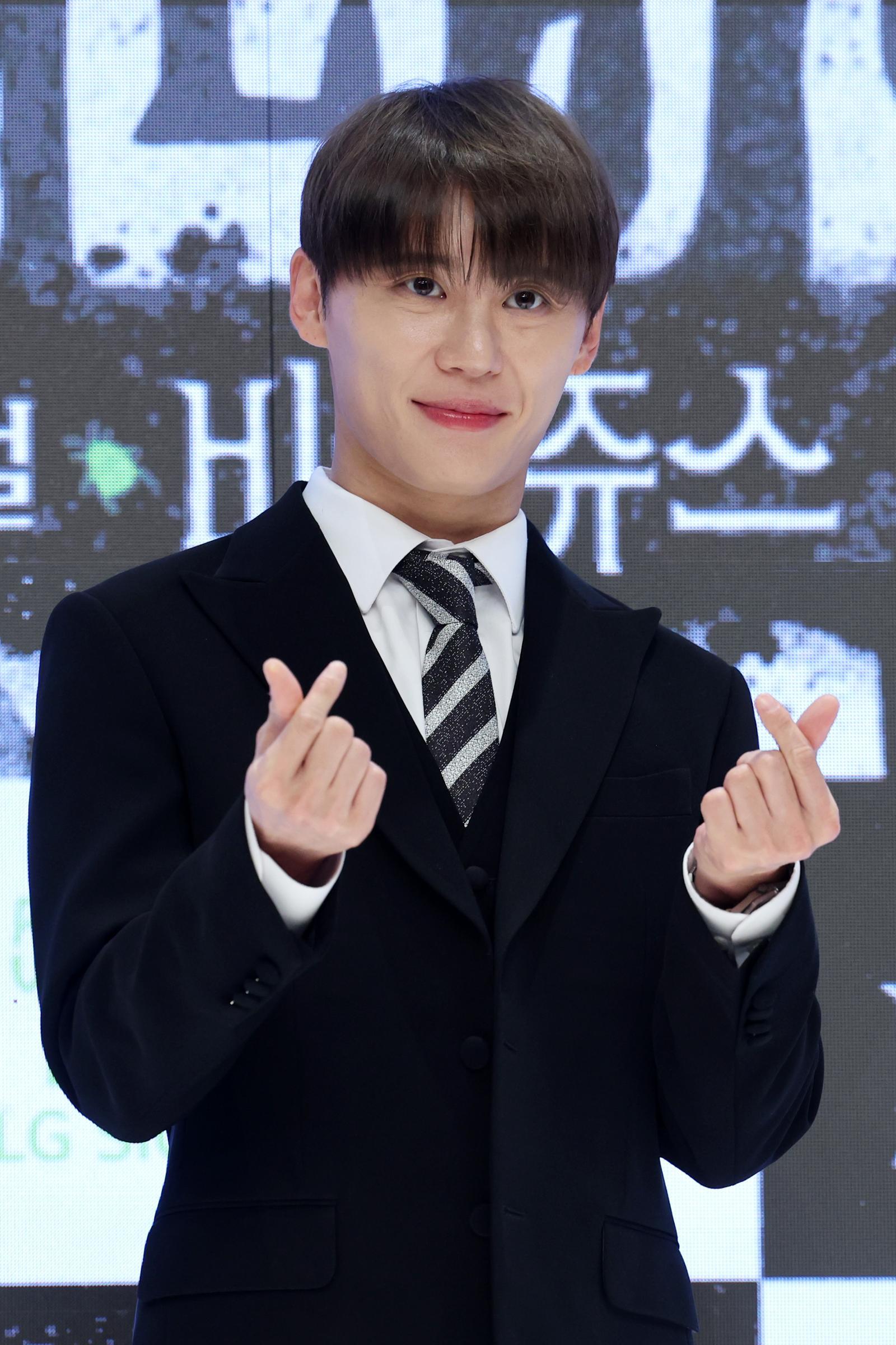 뮤지컬 ‘비틀쥬스’ 비틀쥬스 역의 배우 김준수가 1일 서울 강남구 엘리에나 호텔에서 기자간담회를 하고 있다. 2025.12.01 뉴시스