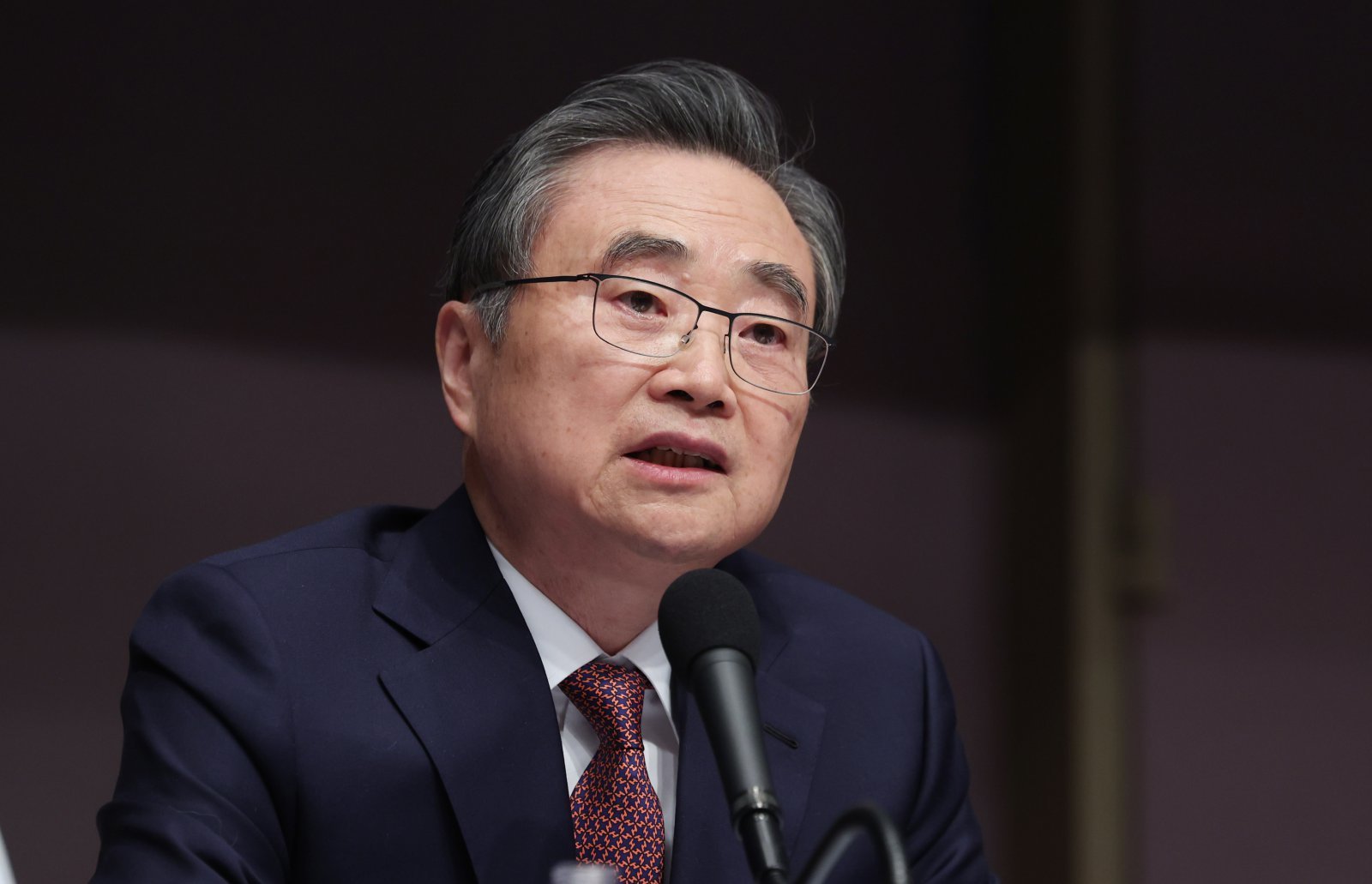 조현 외교부 장관이 29일 오전 서울 중구 프레스센터에서 열린 외교장관 초청 관훈클럽 토론회에서 질문에 답하고 있다. 2026.1.29/뉴스1