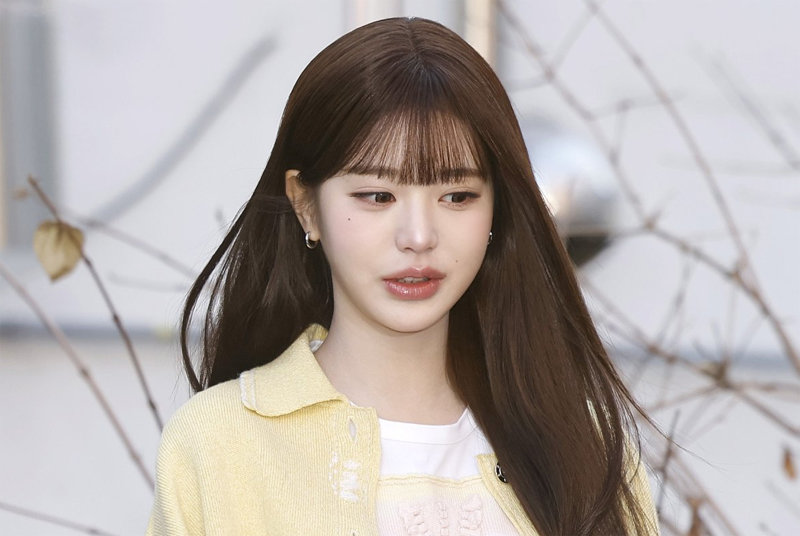 그룹 아이브 장원영이 29일 오전 서울 성동구 플라츠2에서 열린 배리 2026 컬렉션 론칭 기념 포토 행사에서 포즈를 취하고 있다. 2026.01.29. 뉴시스