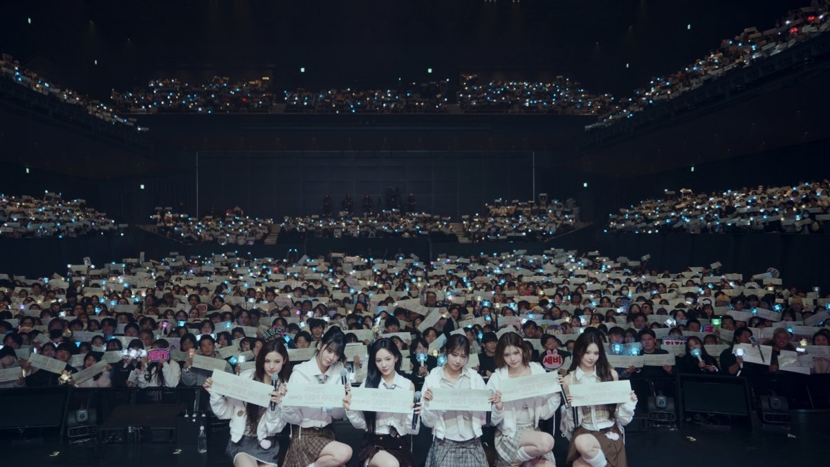 [사진 = 웨이크원 제공]