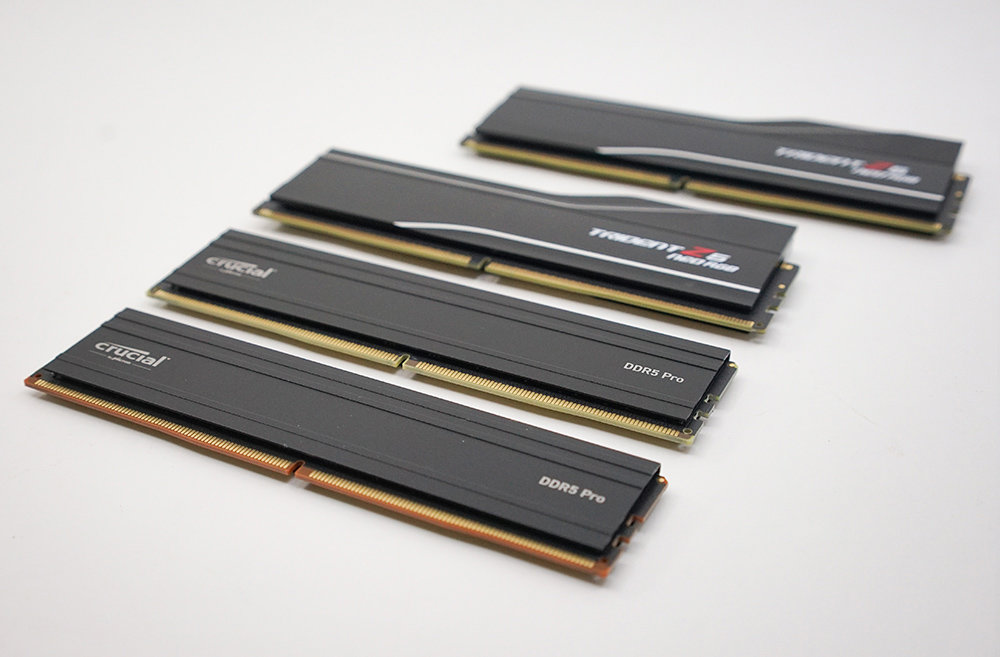 AMD 2세대 V-캐시 기술 덕분에 메모리 속도에 따른 게이밍 성능 차이는 크지 않다 / 출처=IT동아