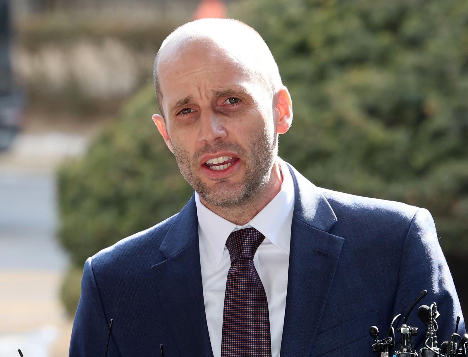 [서울=뉴시스] 이영환 기자 = 해롤드 로저스 쿠팡 한국법인 임시대표가 30일 오후 서울경찰청 쿠팡 수사 종합 태스크포스(TF)에서 진행되는 소환조사에 피고발인 신분으로 출석하며 발언을 하고 있다. 2026.01.30. 20hwan@newsis.com