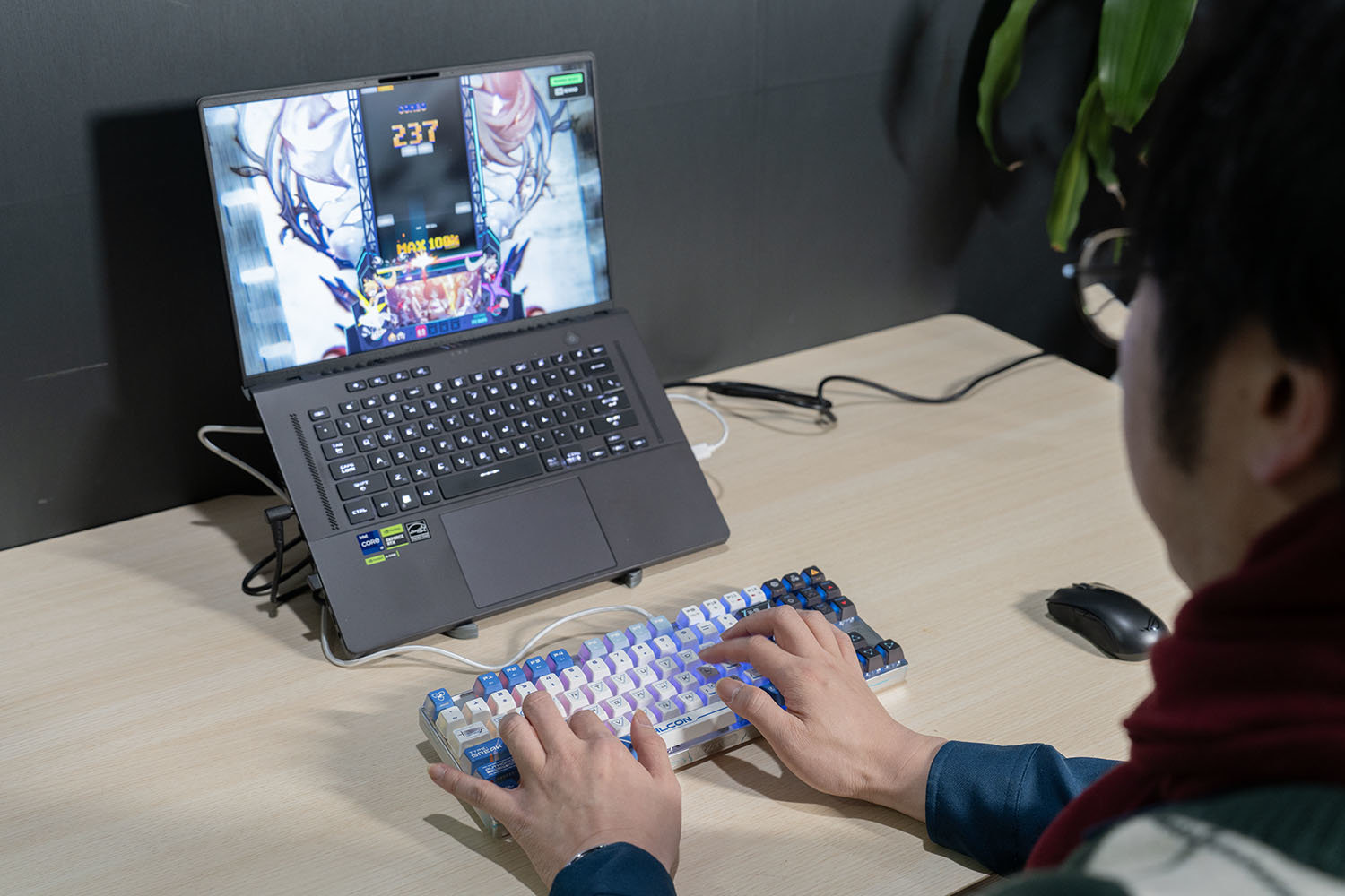 빠른 반응성은 체리 엑스트리파이 MX 8.2 프로 TMR TKL 와이어리스의 장점이다. 반응이 빠른 게임에서 효과적이다 / 출처=IT동아