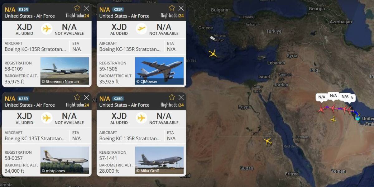 1월 25일(이하 현지 시간) 카타르 알우데이드 공군기지에서 동시에 이륙한 미국 공군 공중급유기들이 표시된 항공기 운항 정보 사이트. 플라이트레이더24 캡처