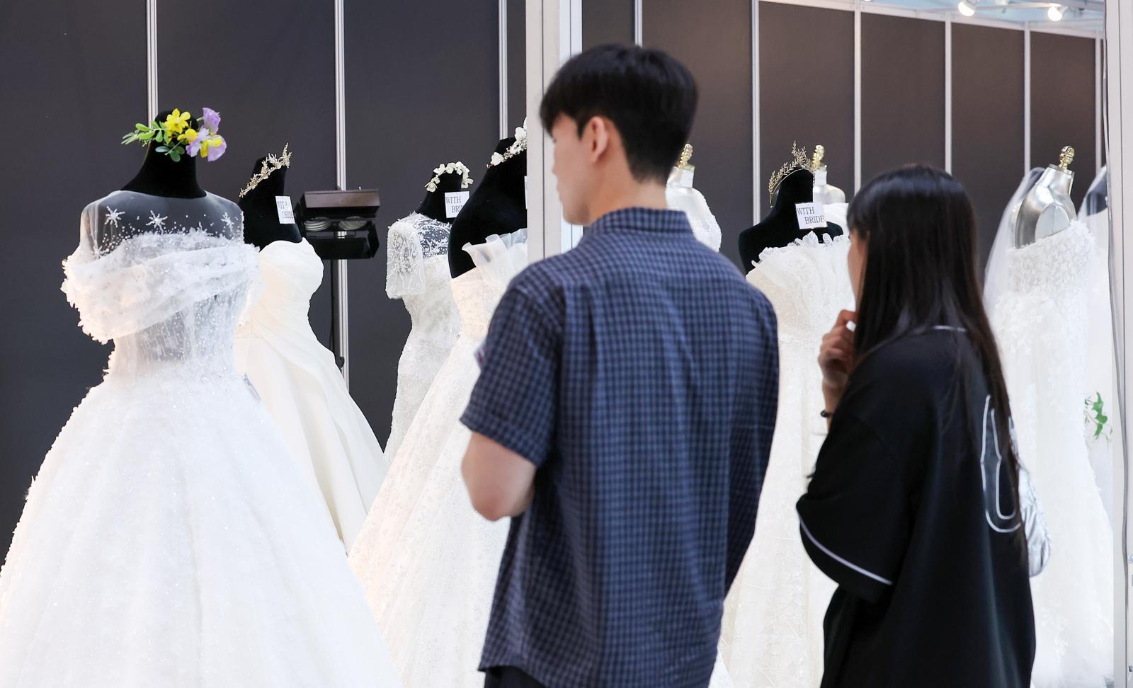 미혼남성 62%·여성 47% “출산 의향 있다” 긍정 인식 높아져