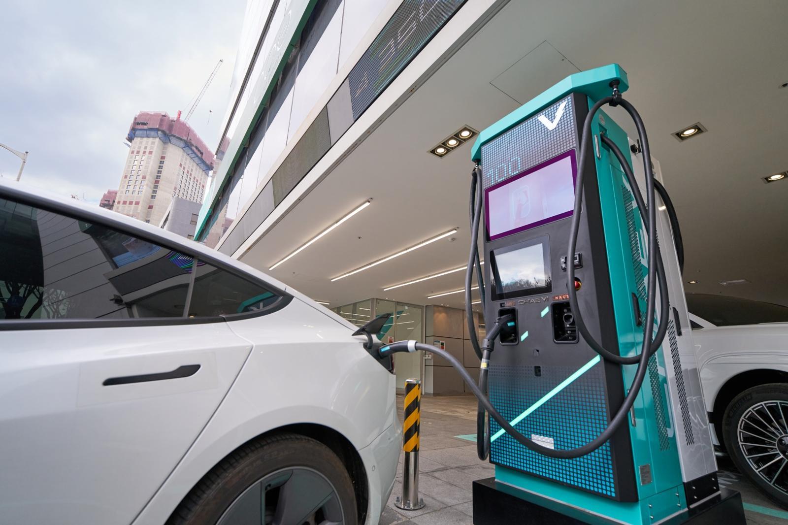 전기차 급속 충전, 배터리에 독일까?…핵심은 ‘관리’