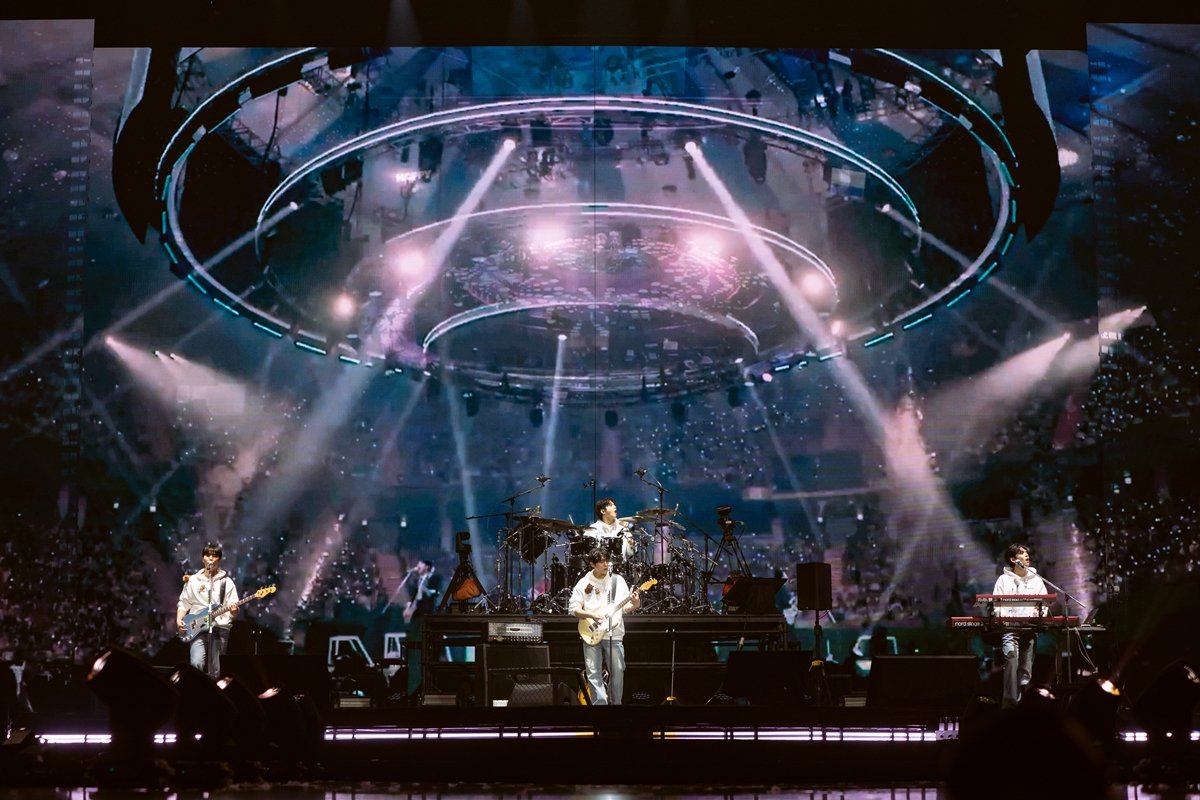 (사진출처: JYP엔터테인먼트, Live Nation Malaysia, Qistina Haazree)