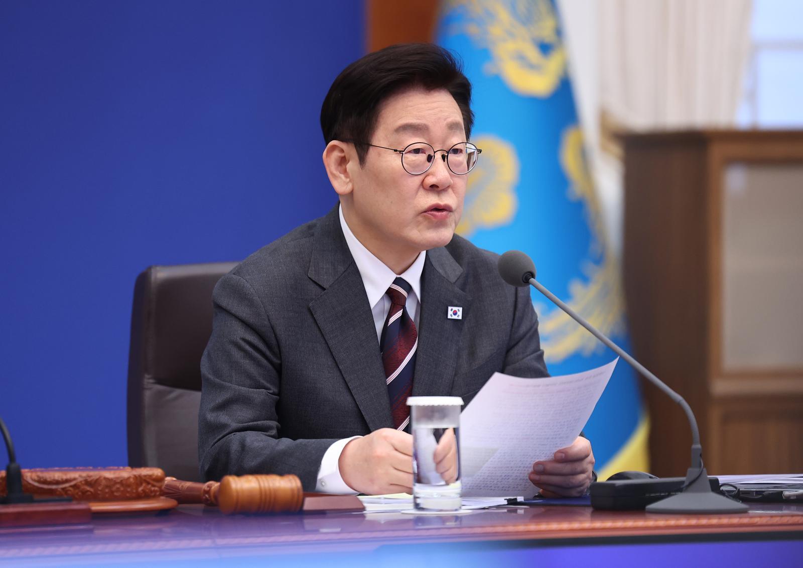 이재명 대통령이 3일 청와대에서 열린 국무회의에서 발언을 하고 있다. (청와대통신사진기자단) 2026.2.3