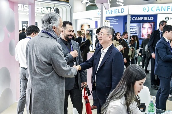 사진제공=울트라브이