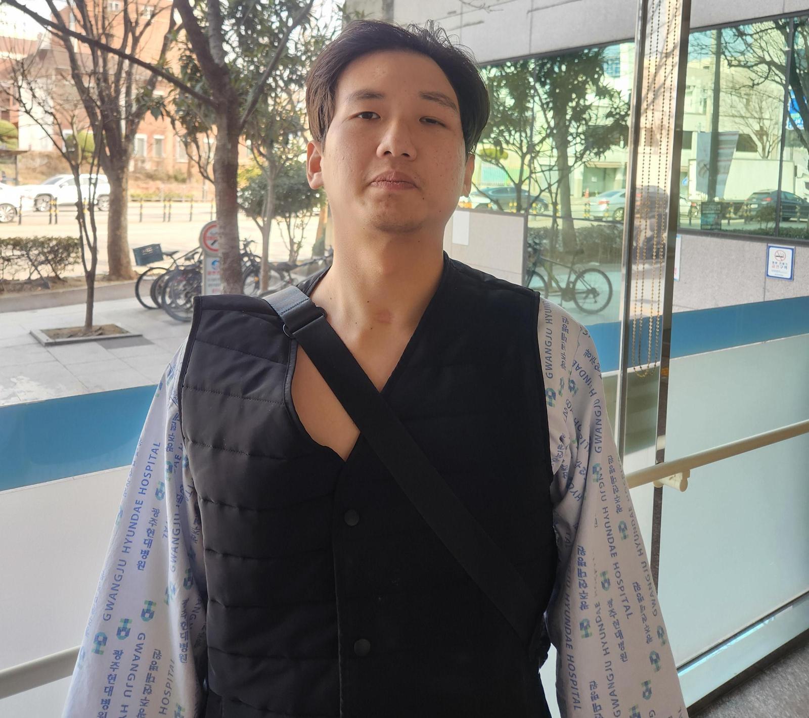 흉기 찔리고도 강도 뒤쫓은 시민에 표창